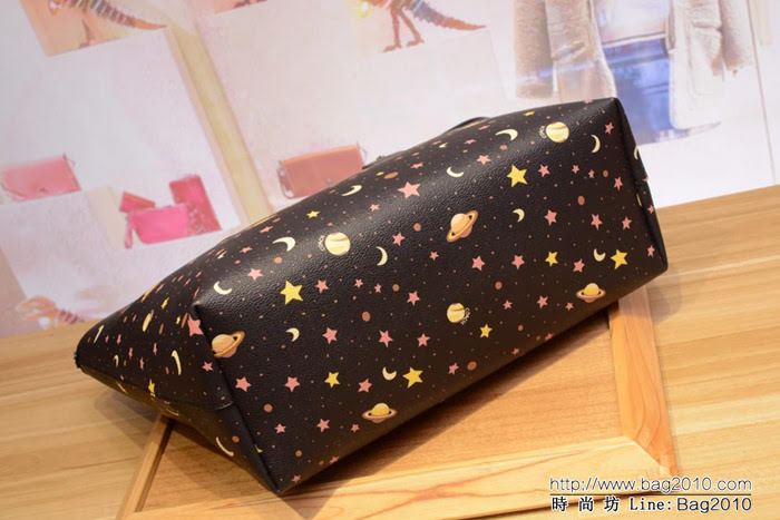 COACH蔻馳 F30058新款 拉鏈托特購物袋 單肩包 十字紋頭層牛皮 星空圖案  Chz1396